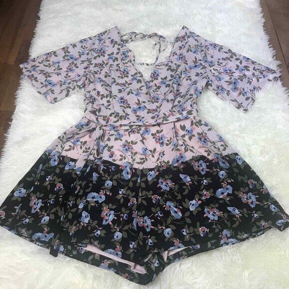 Trixxi Pants - TRIXXI Romper Womens Medium Floral Color‎ Block Pink Surplice V Neckline Kimono